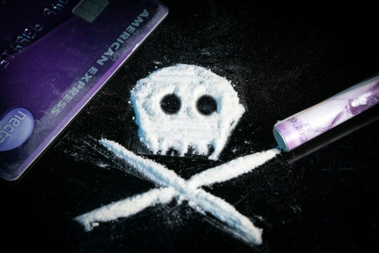 Jak działa test na czystość kokainy - aspekty zdrowotne i społeczne