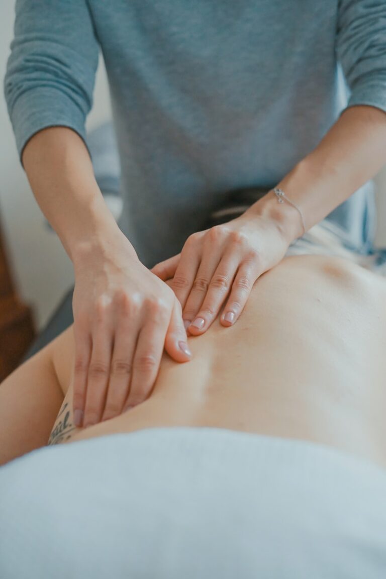Jakie kursy masażu są obecnie najpopularniejsze?